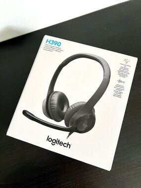 BNIB Logitech H390 USB Headset - Black